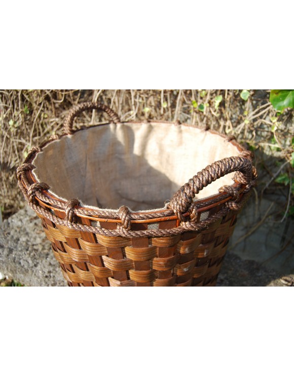Cesta de leña